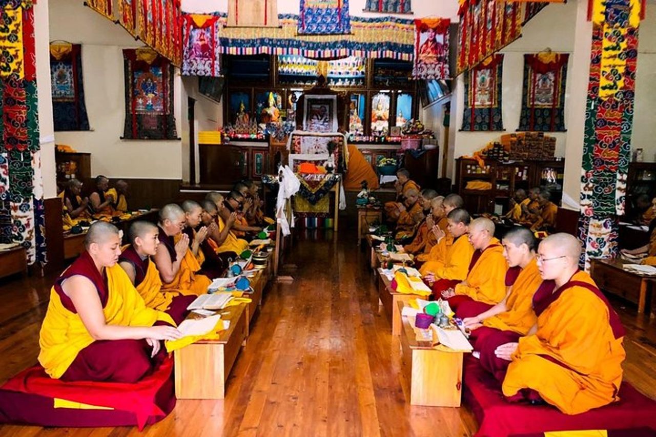 Tour privato della città di Mcleodganj e Dharamshala di 6 ore — 2