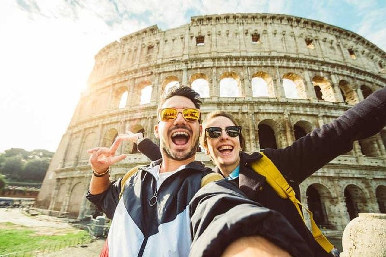 Scopri Roma : Colosseo, Foro e Palatino e Arena Opzionale