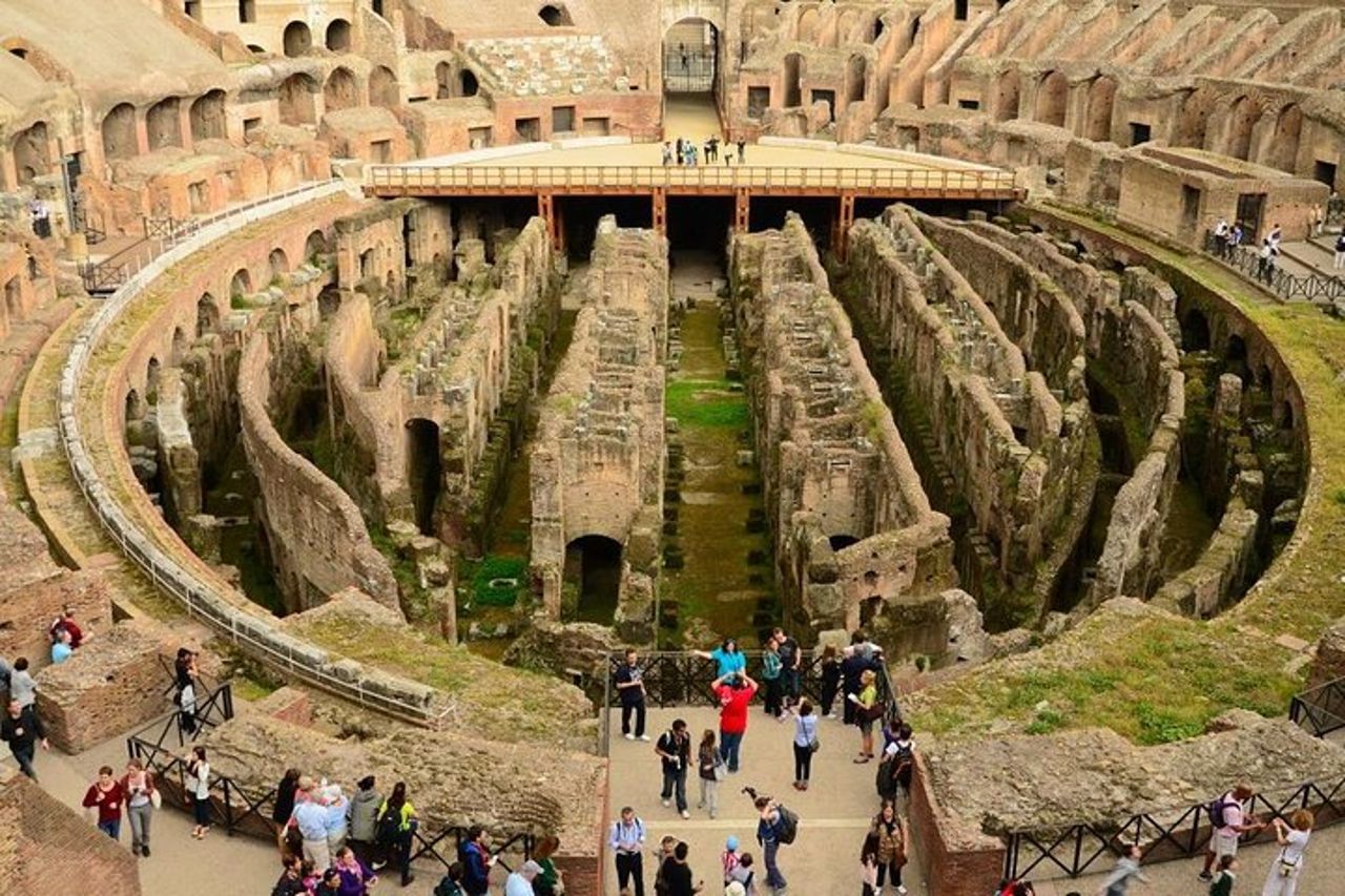Scopri Roma : Colosseo, Foro e Palatino e Arena Opzionale — 4