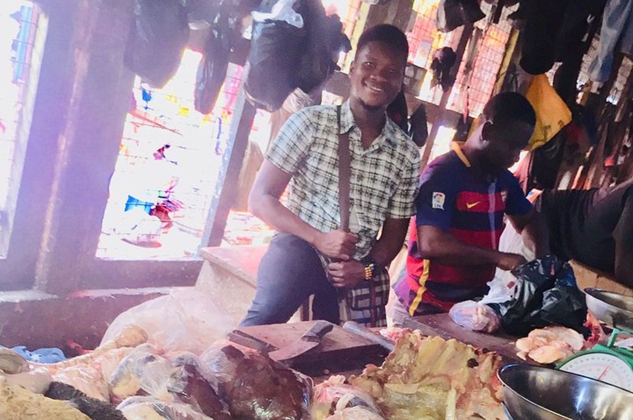 Tour del mercato centrale di Kumasi kejetia e lezioni di cucina tradizionale locale — 6