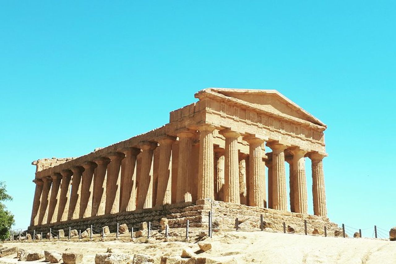Piazza Armerina - Agrigento, Valle dei Templi - Scala dei Turchi da Catania