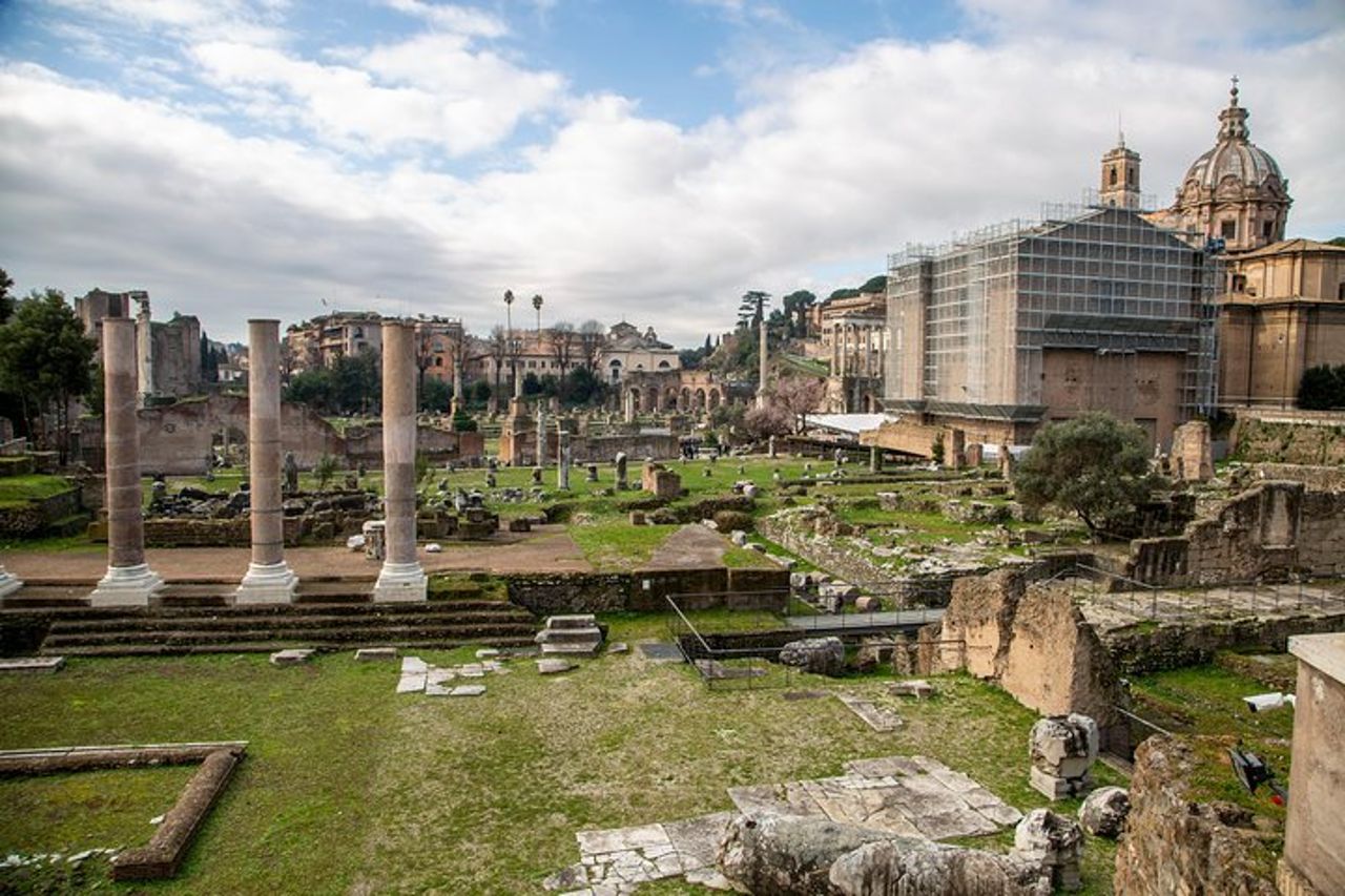Tour guidato privato del Colosseo, dei Fori Imperiali e dell'Antica Roma — 5