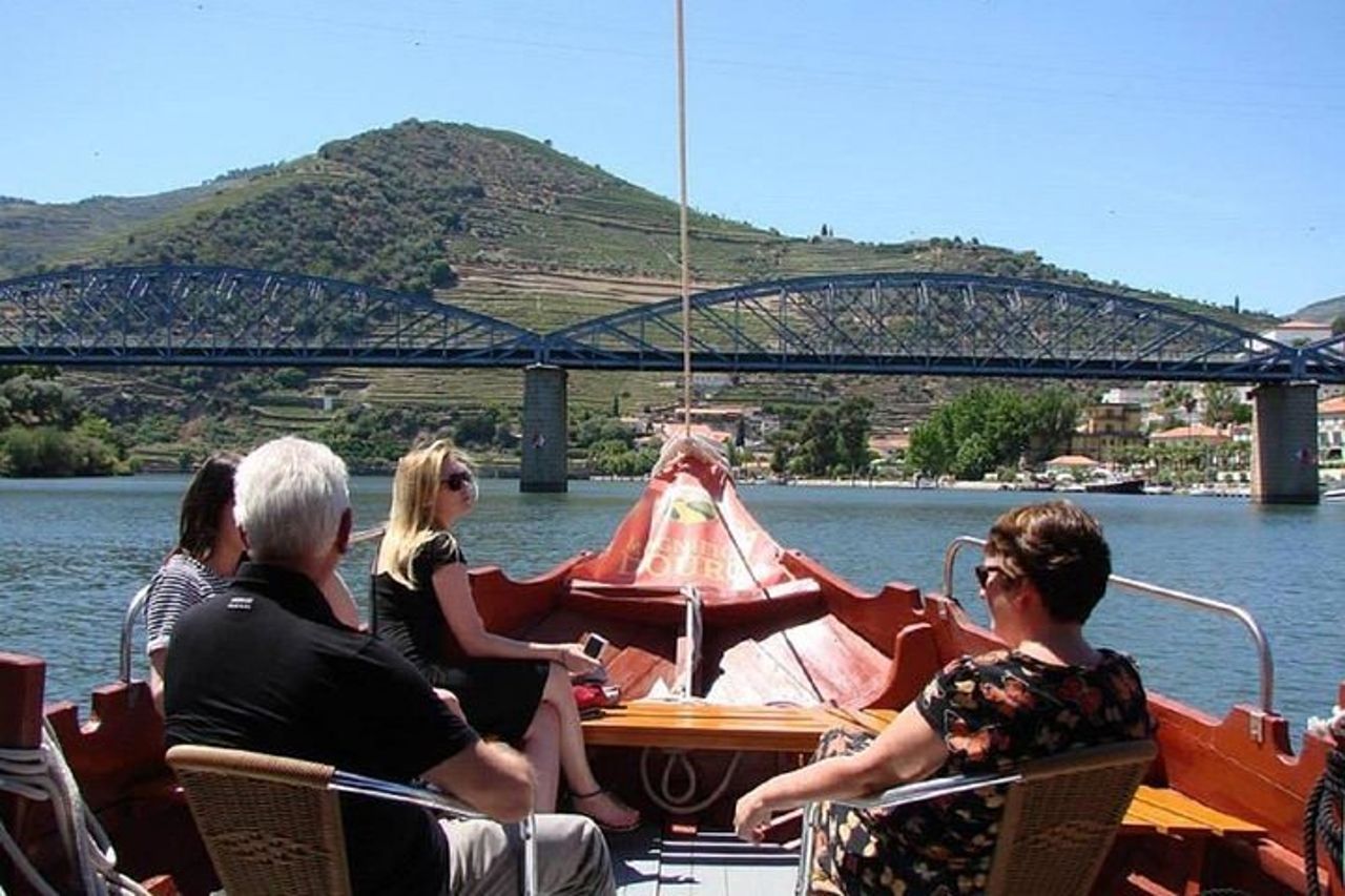 Valle del Douro: tour privato con pranzo e tenuta del vino tutto incluso — 6