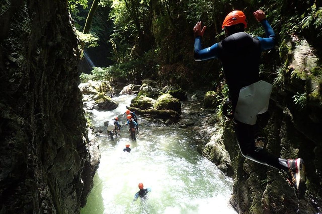 Canyoning Annecy Montmin Sensations — 2