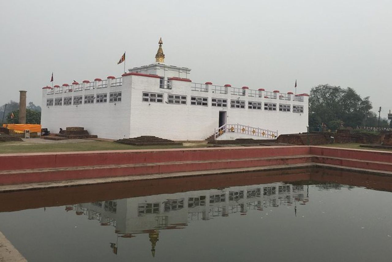 Tour Lumbini di un'intera giornata — 3
