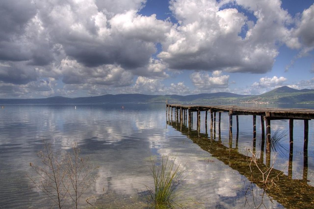 Gita di un giorno da Roma: Sutri e il lago di Bracciano - tour privato — 7
