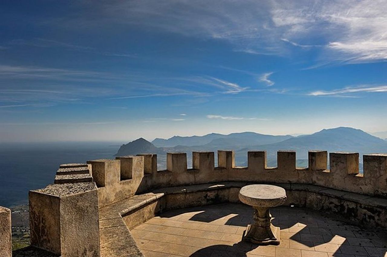 Segesta, Erice, Saline di Marsala e Isola Mozia da Palermo, Tour Privato — 6