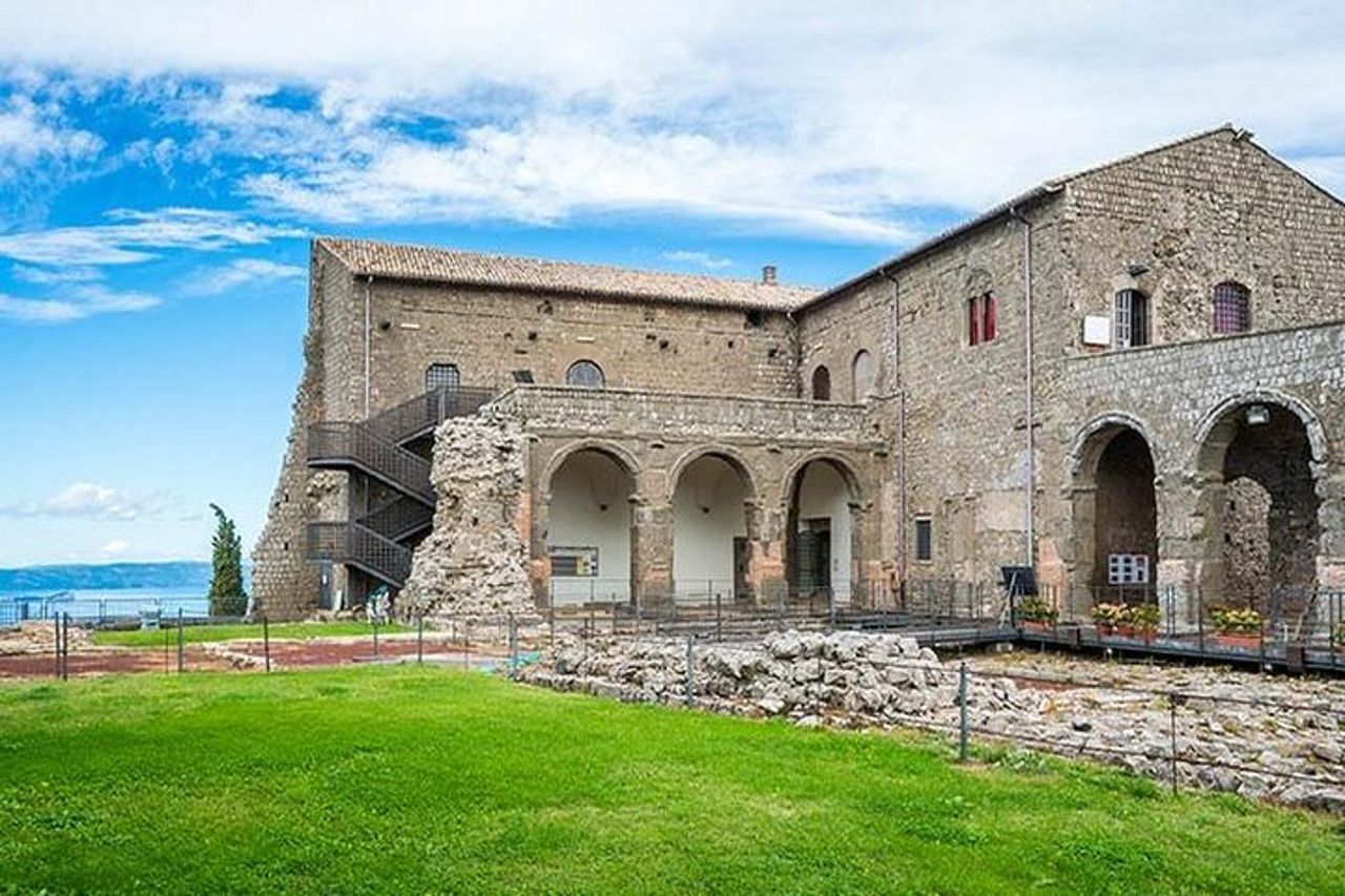 Tour privato di un'intera giornata a Bolsena e Montefiascone da Roma — 5