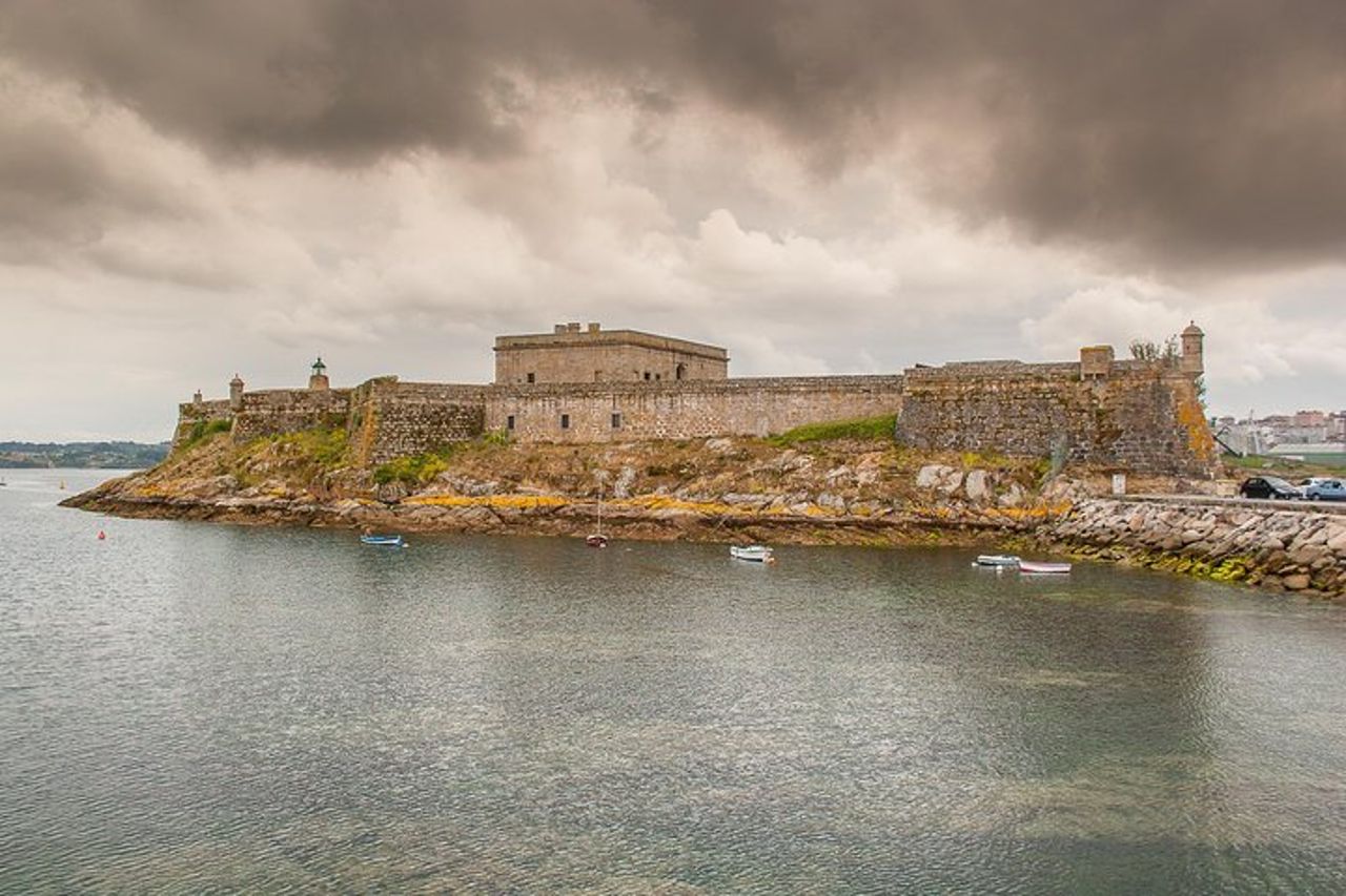 Tour guidato privato di mezza giornata di La Coruña — 5