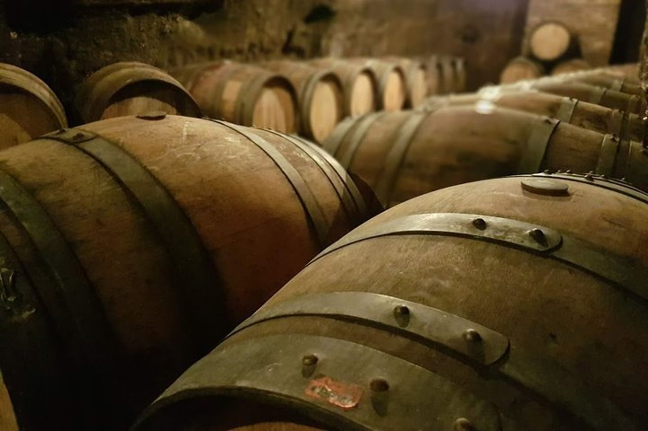 Venosa, antica colonia romana e città del vino Aglianico