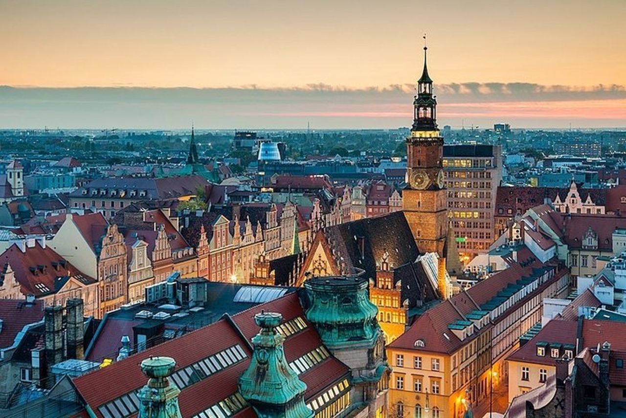 Trasferimento privato dalla città di Radomsko all'aeroporto di Wroclaw (WRO) — 2