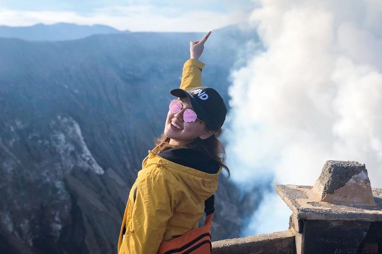 Tour del Monte Bromo, Ijen e Cascate di Madakaripura (3 giorni e 2 notti) - Hotel — 4