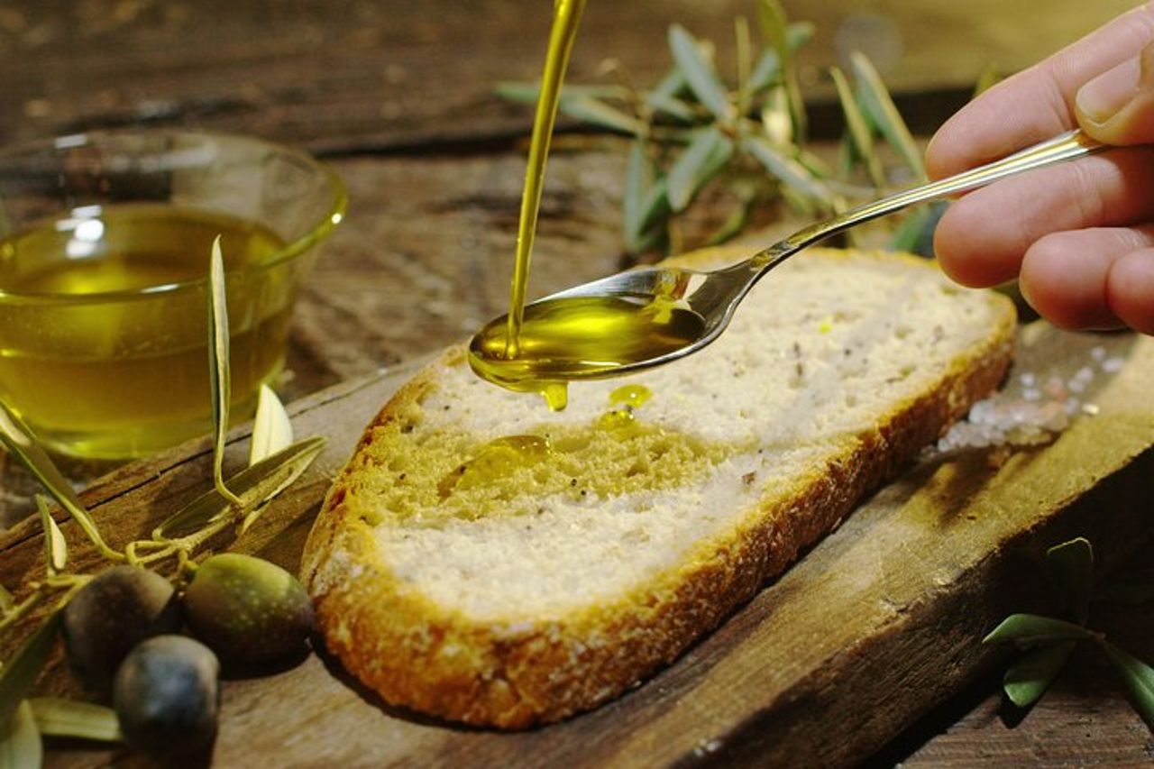 Tour dell'olio d'oliva di Ascoli con degustazione e abbinamento di cibo locale — 9