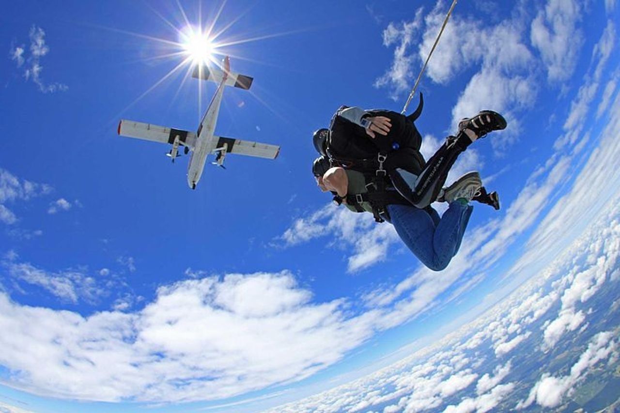 Drop Zone: Thai Sky Adventures Pattaya con trasferimento di ritorno — 2