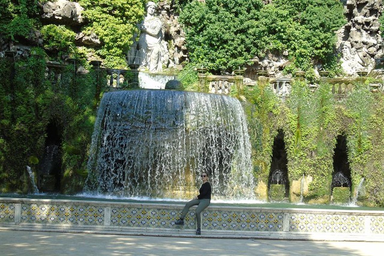 Biglietti salta fila per Villa d'Este e Villa Adriana da Roma inclusi — 2