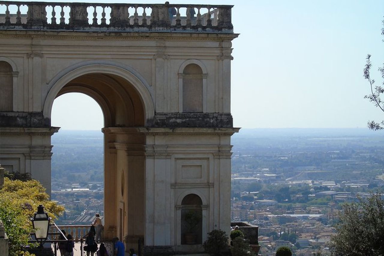 Biglietti salta fila per Villa d'Este e Villa Adriana da Roma inclusi