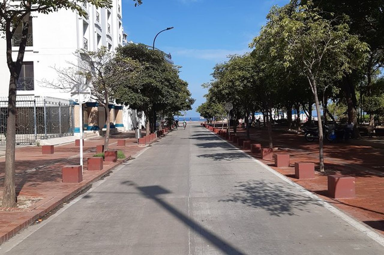 Tour della città vecchia e della città di Quinta San Pedro Santa Marta — 9