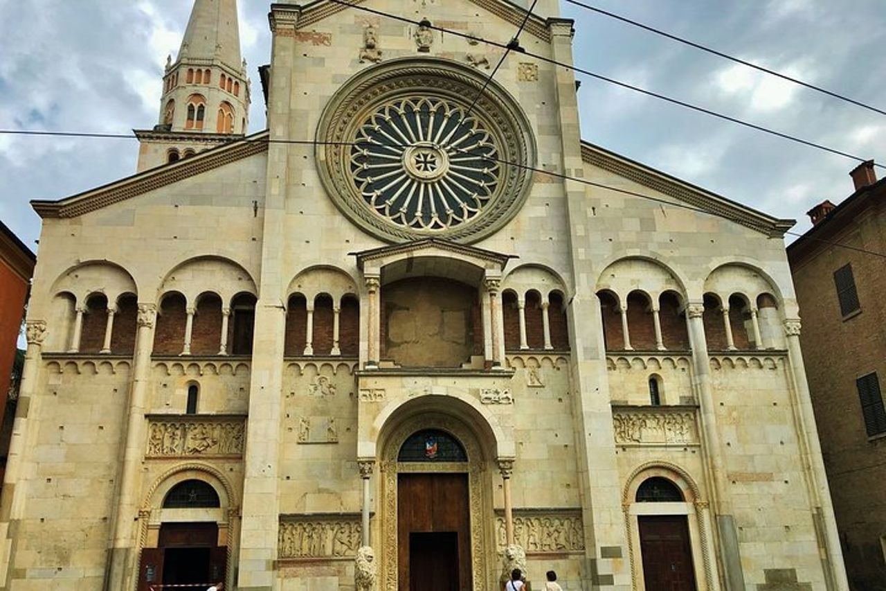 Tour a piedi privato di Modena — 9