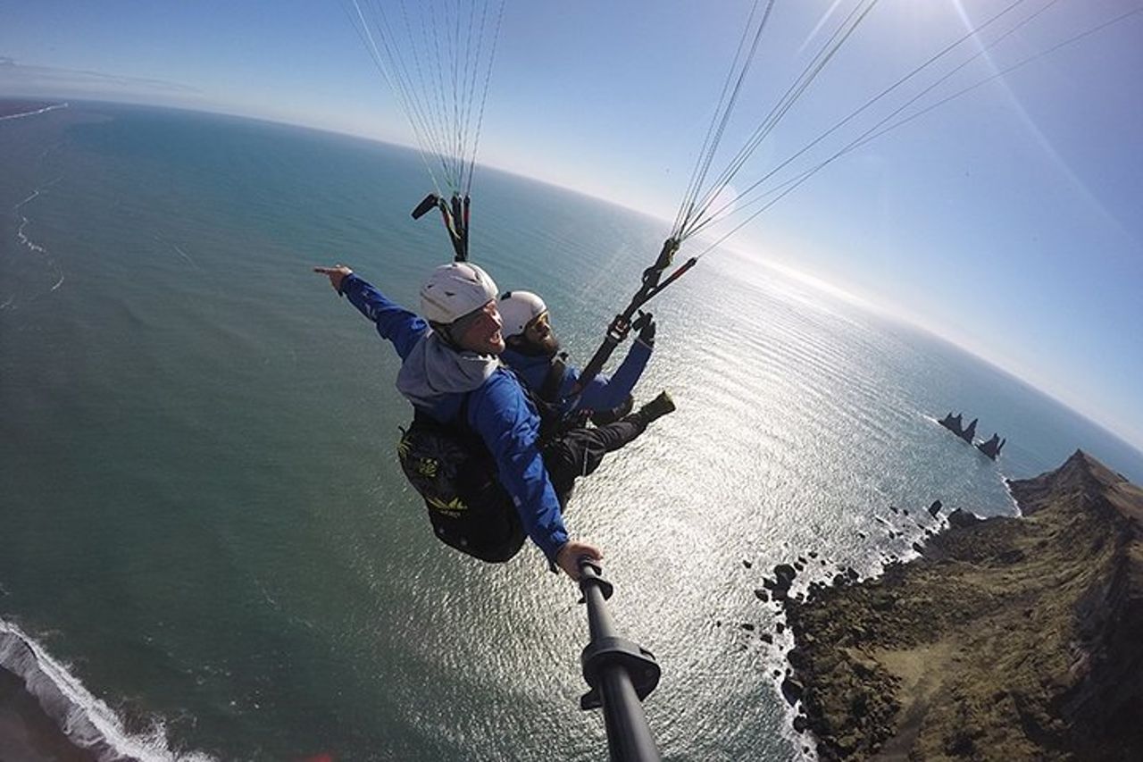 Voli in parapendio in tandem da Vik — 6