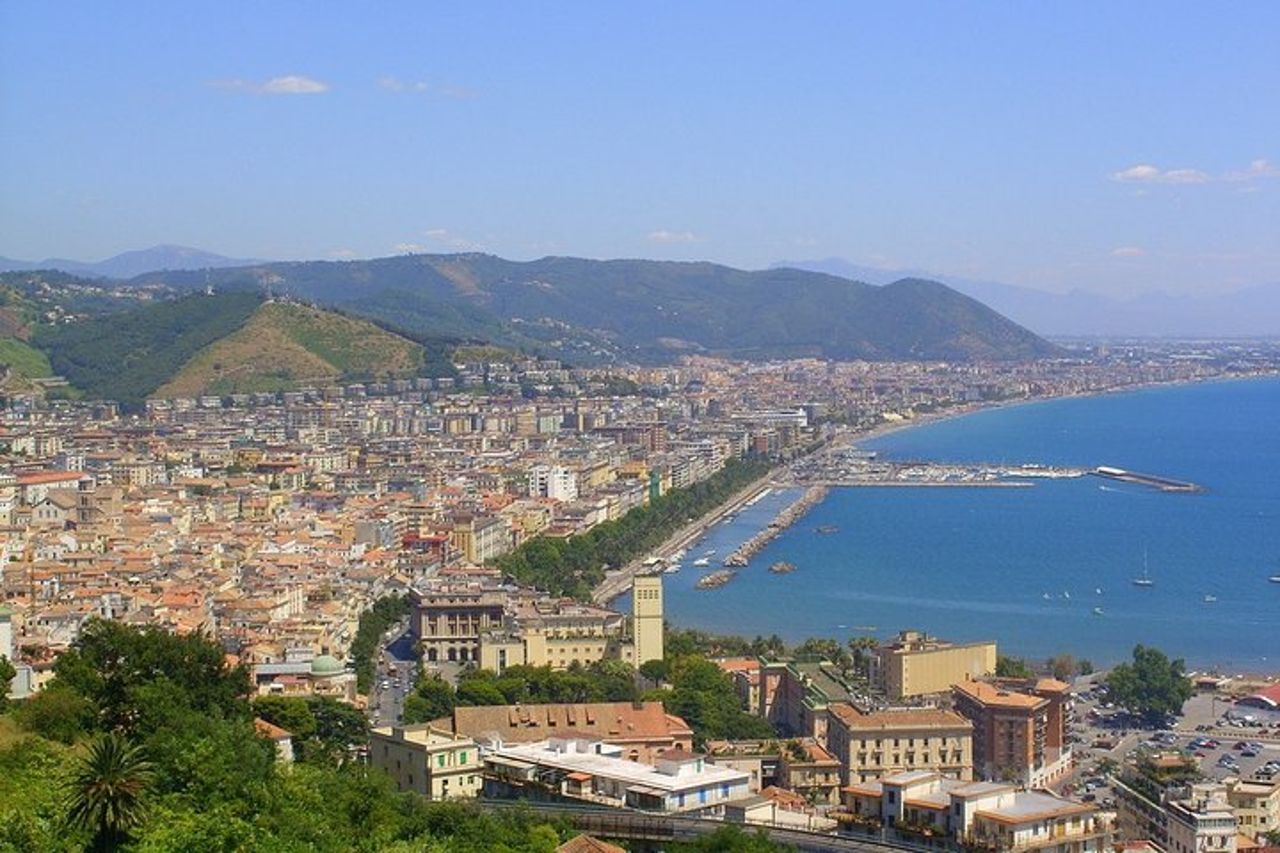 Escursione costiera da Salerno: escursione privata di un giorno a Napoli — 2