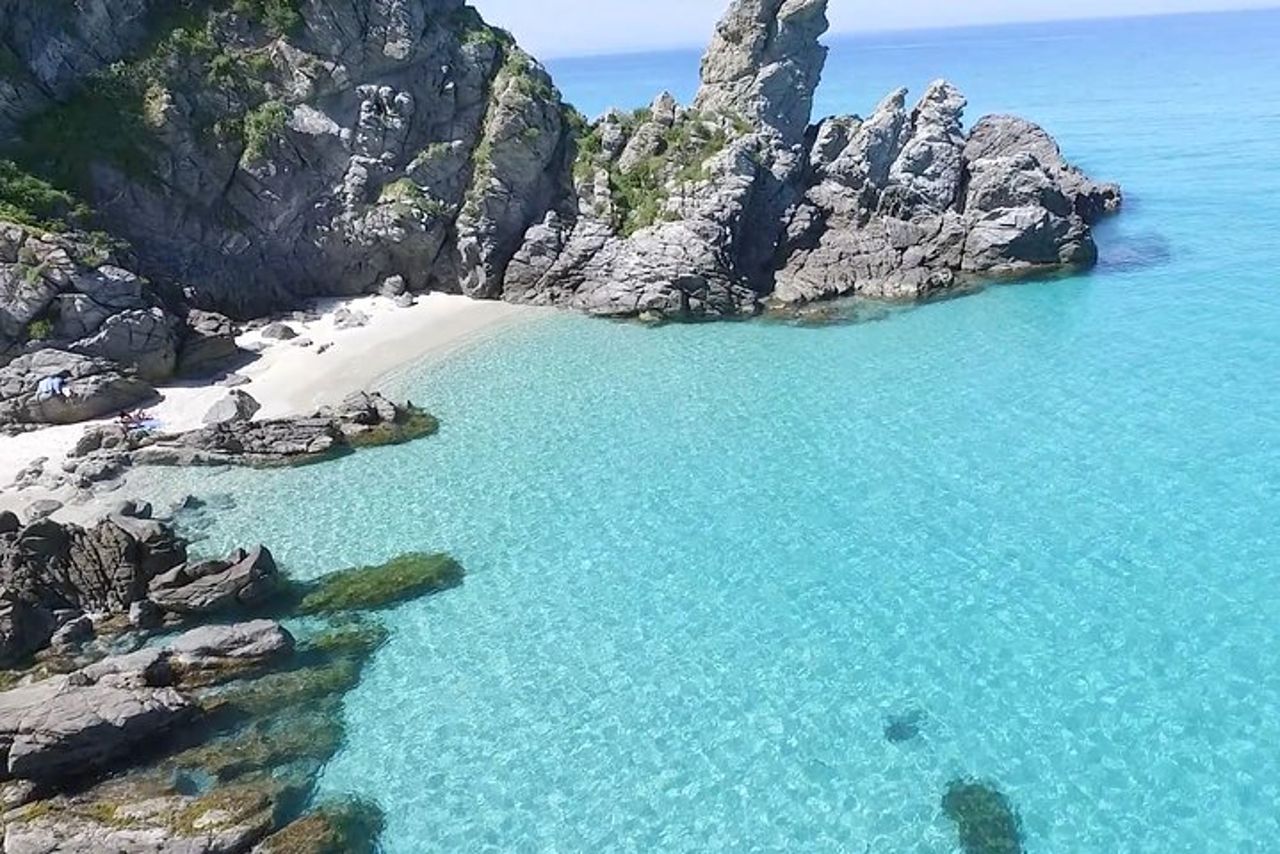 Tropea: Noleggia Nuova Barca 2025 per 4 ore. 7 posti, 6mt. — 6