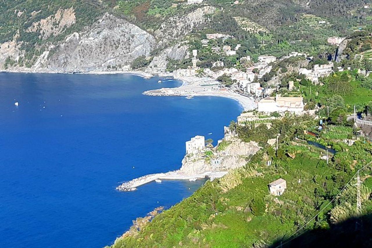 Tour Privato: "Visita il Paese delle Meraviglie Cinque Terre e Porto Venere" in un giorno — 8