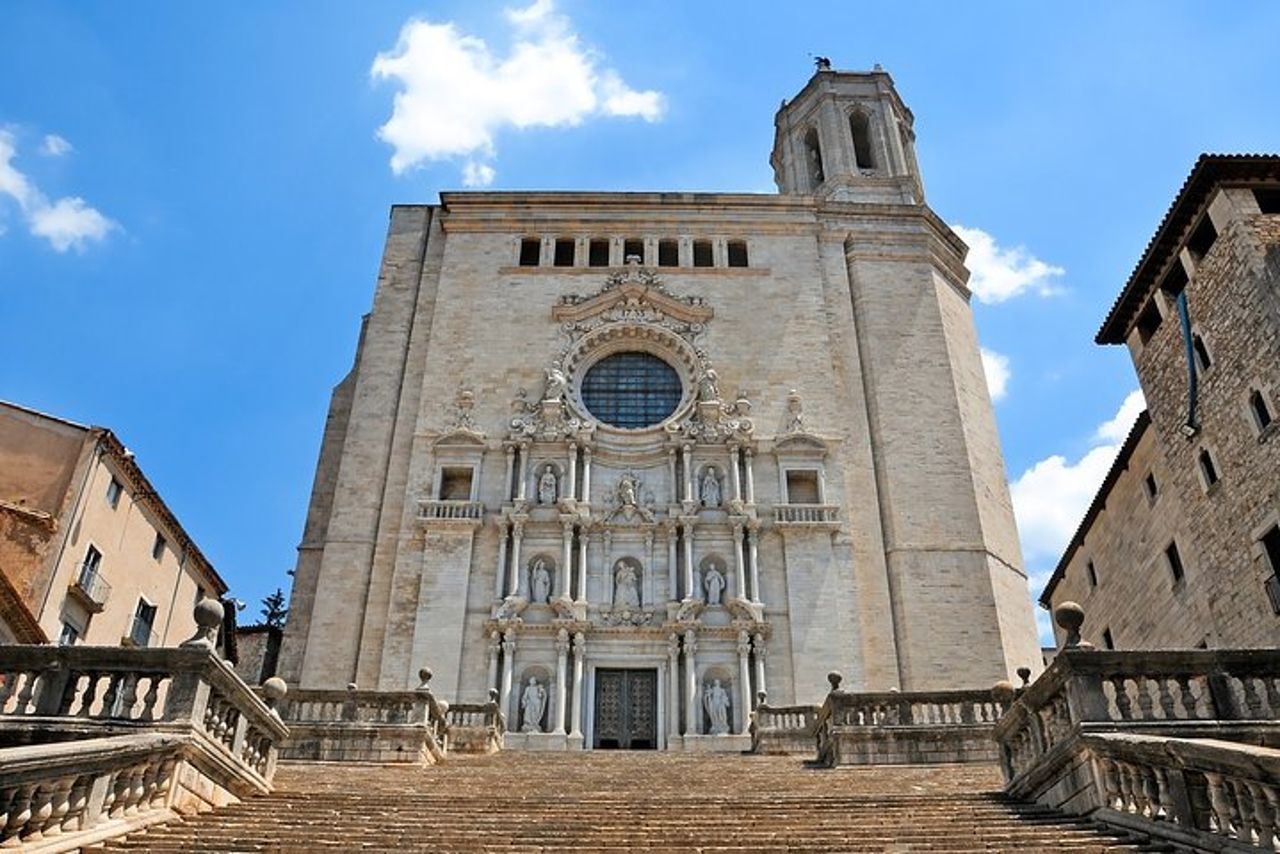 Tour privato: entra in una delle città medievali più antiche d'Europa - Girona — 3