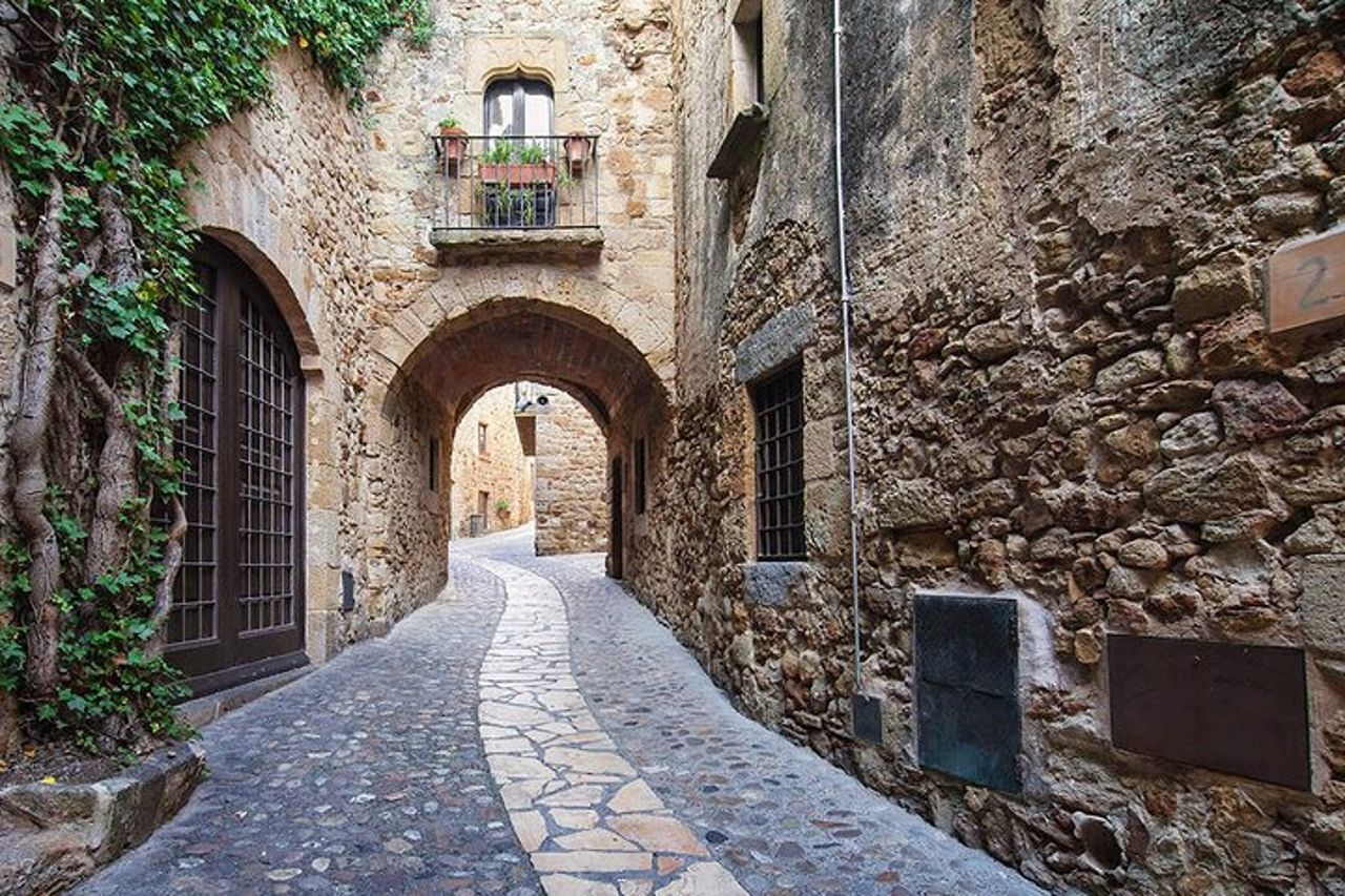 Tour privato: entra in una delle città medievali più antiche d'Europa - Girona — 7