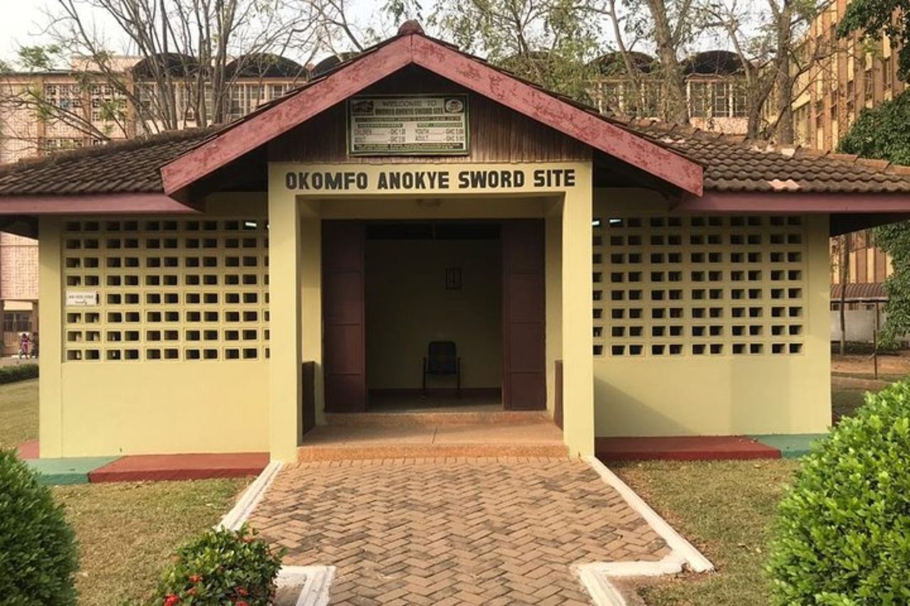 Tour privato della città di mezza giornata di Kumasi con pranzo