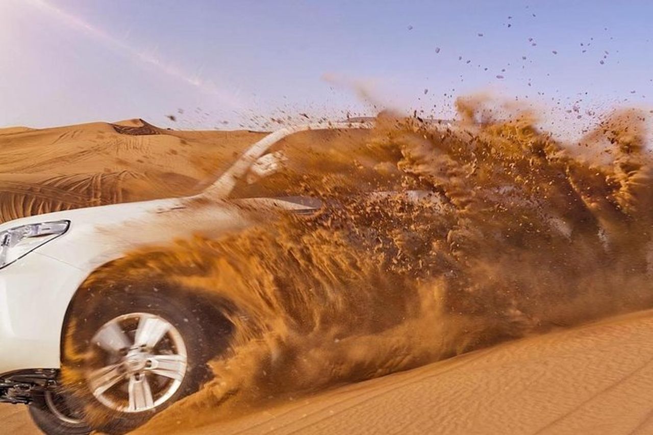 Safari nel deserto delle dune rosse serali con giro in cammello di 20 minuti — 5