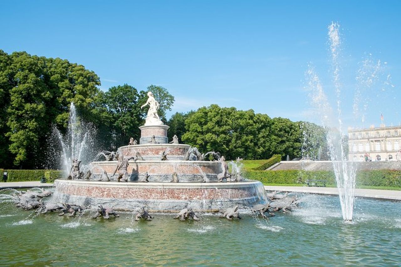 Gita privata di un giorno a Herrenchiemsee Palace - crociera in barca e pranzo — 3