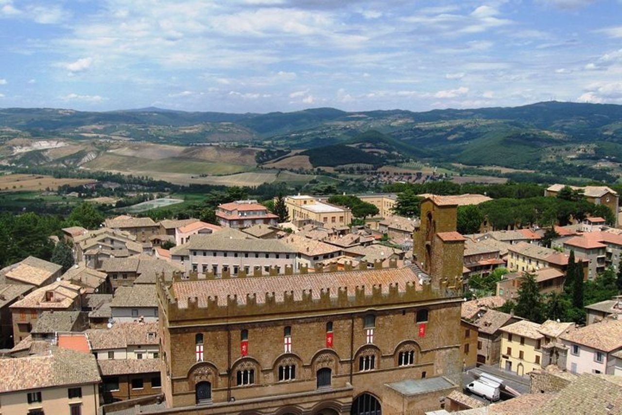Orvieto, il Duomo e la città sulla rupe – Tour Privato — 6