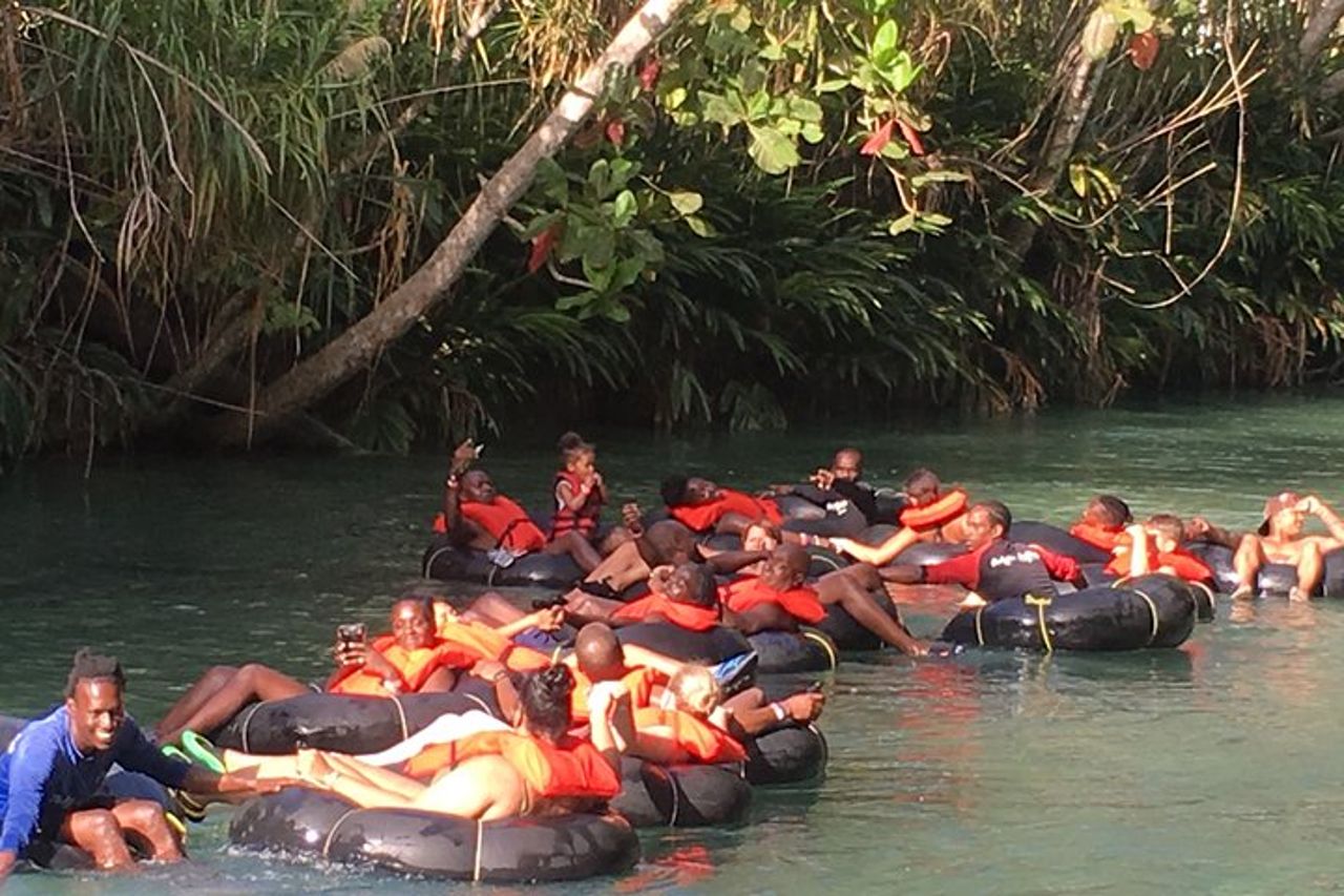 Solo trasporto di rafting e tubi fluviali