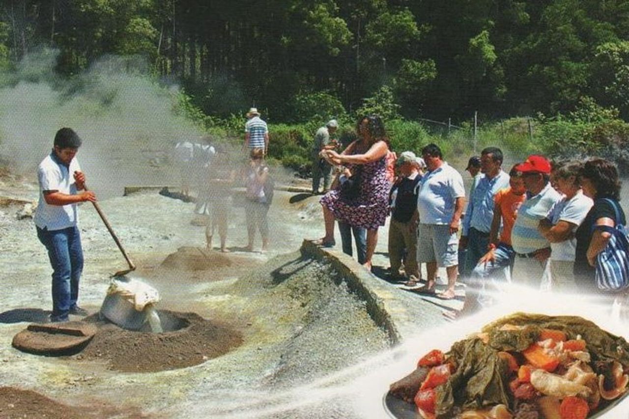 Visita guidata al vulcano e al cratere Furnas con pranzo incluso — 2