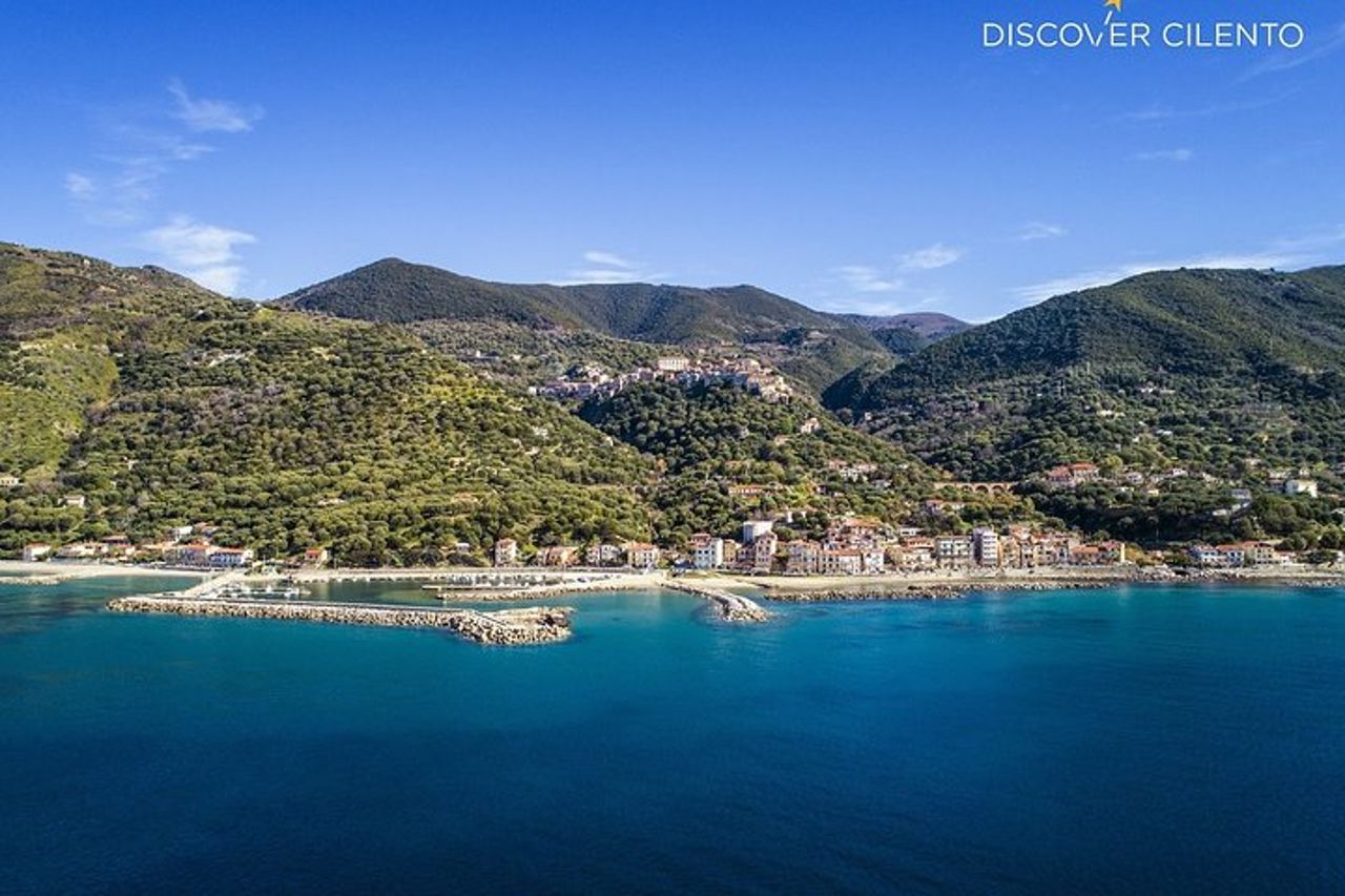 Passeggiata in Centro storico Di Pisciotta — 4