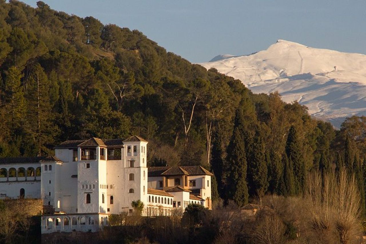 Tour a piedi al tramonto ad Albaicín e Sacromonte — 2