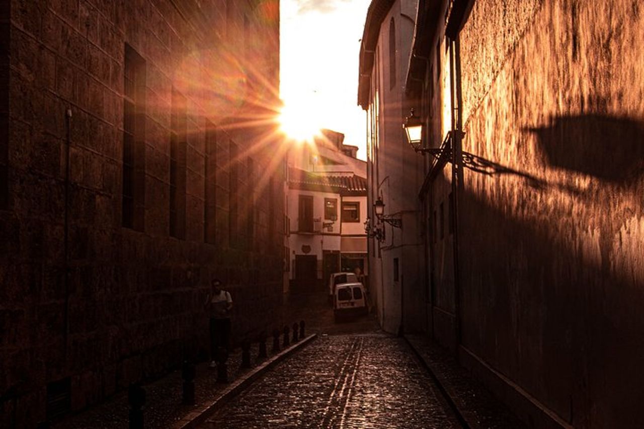 Tour a piedi al tramonto ad Albaicín e Sacromonte — 6