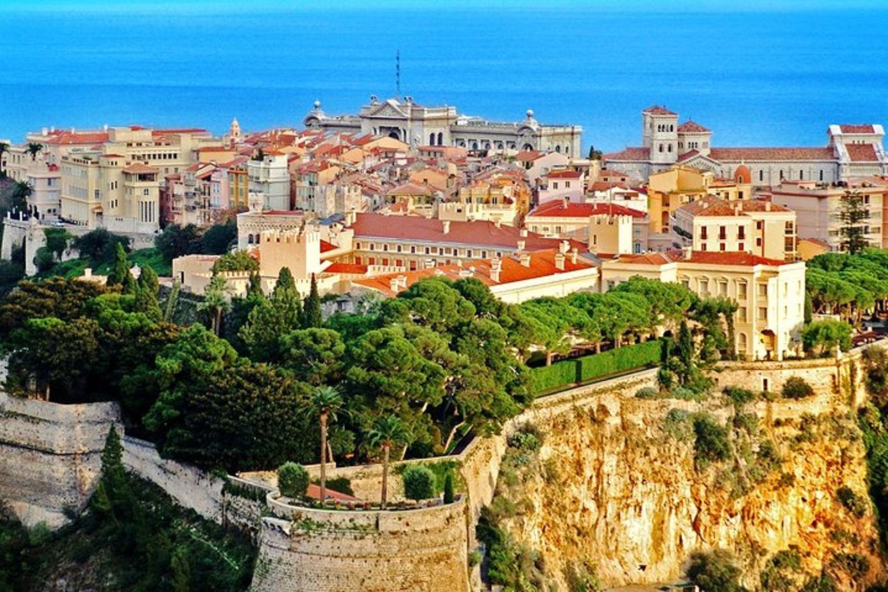 Scopri il tour a piedi privato della città di Monaco, famosa in tutto il mondo — 3