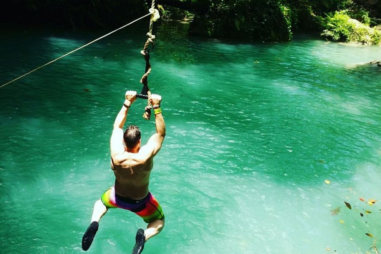 Escursione privata a Blue Hole e Dunns River Shore di un'intera giornata da Falmouth — 8