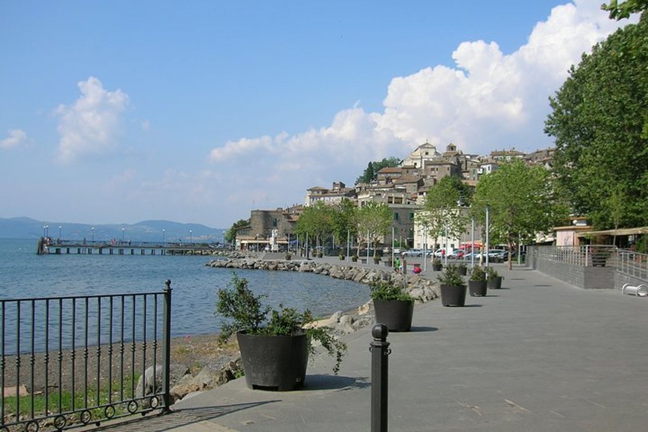 Lago di Bracciano Tour di un'intera giornata da Roma — 6