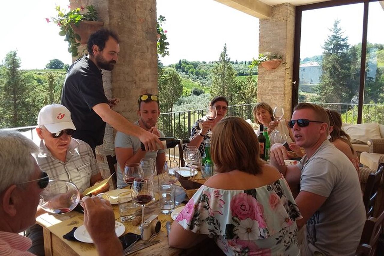 Incontra il re del territorio: il Brunello di Montalcino — 4