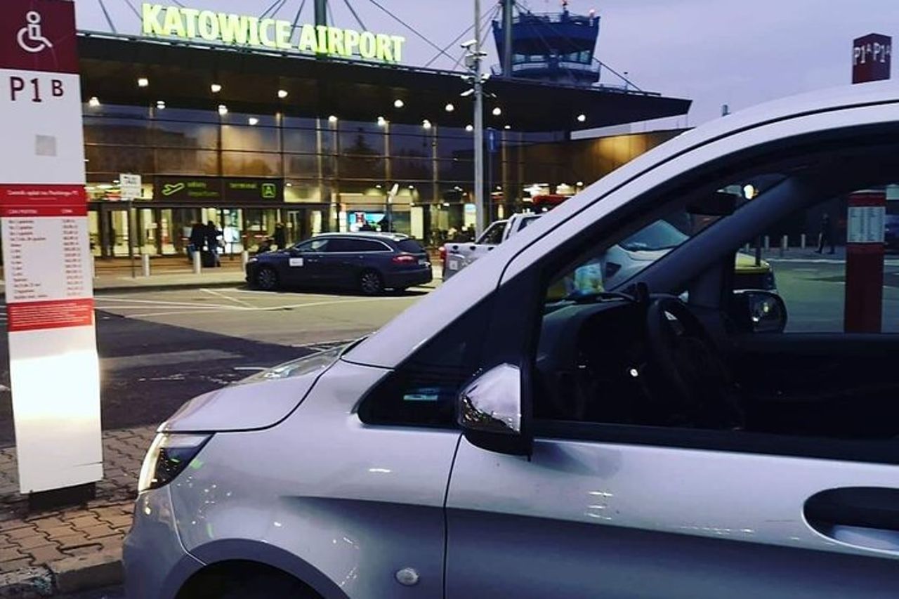 Trasferimento privato aeroporto Katowice KTW - città di Cracovia/aeroporto di Cracovia — 5