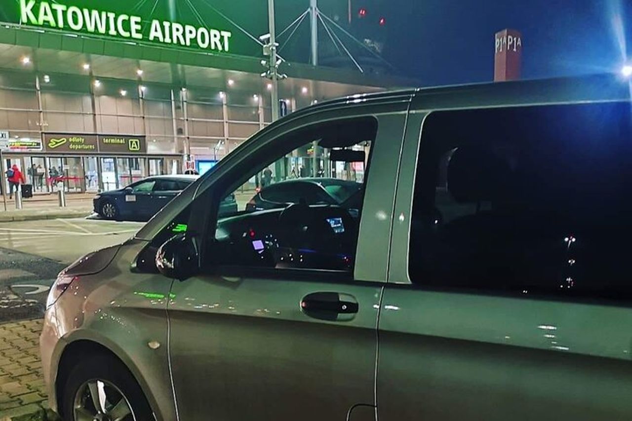 Trasferimento privato aeroporto Katowice KTW - città di Cracovia/aeroporto di Cracovia — 7