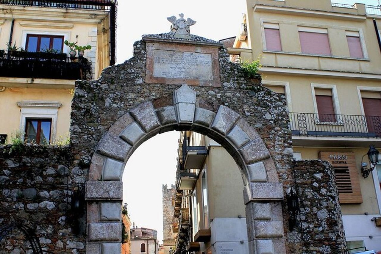 Il meglio della Sicilia orientale: tour privato di Taormina e Castelmola da Giardini Naxos — 9