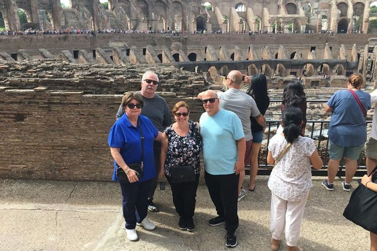 Escursione a terra al porto di Civitavecchia: tour dei punti salienti di Roma — 3