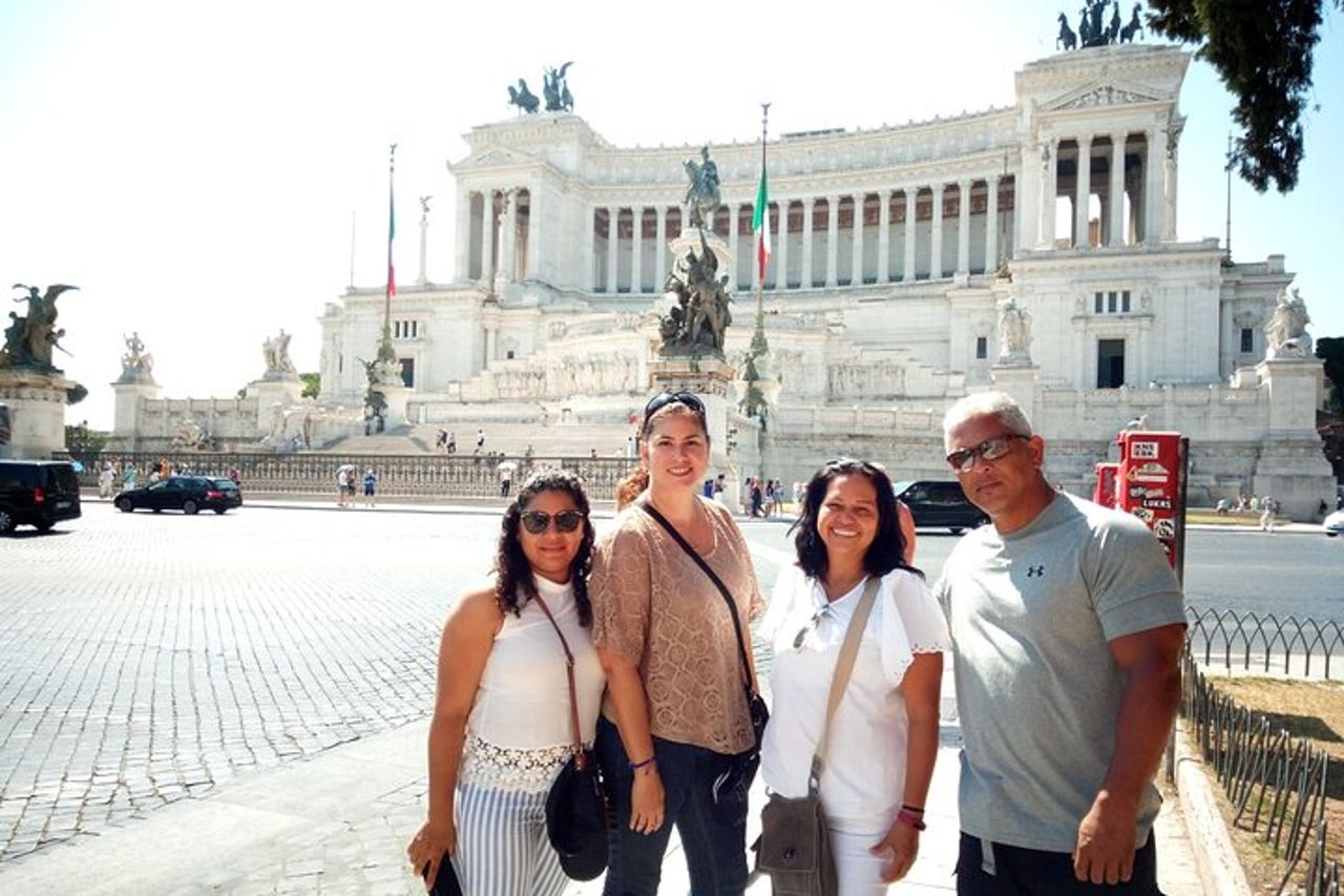 Escursione a terra al porto di Civitavecchia: tour dei punti salienti di Roma — 9