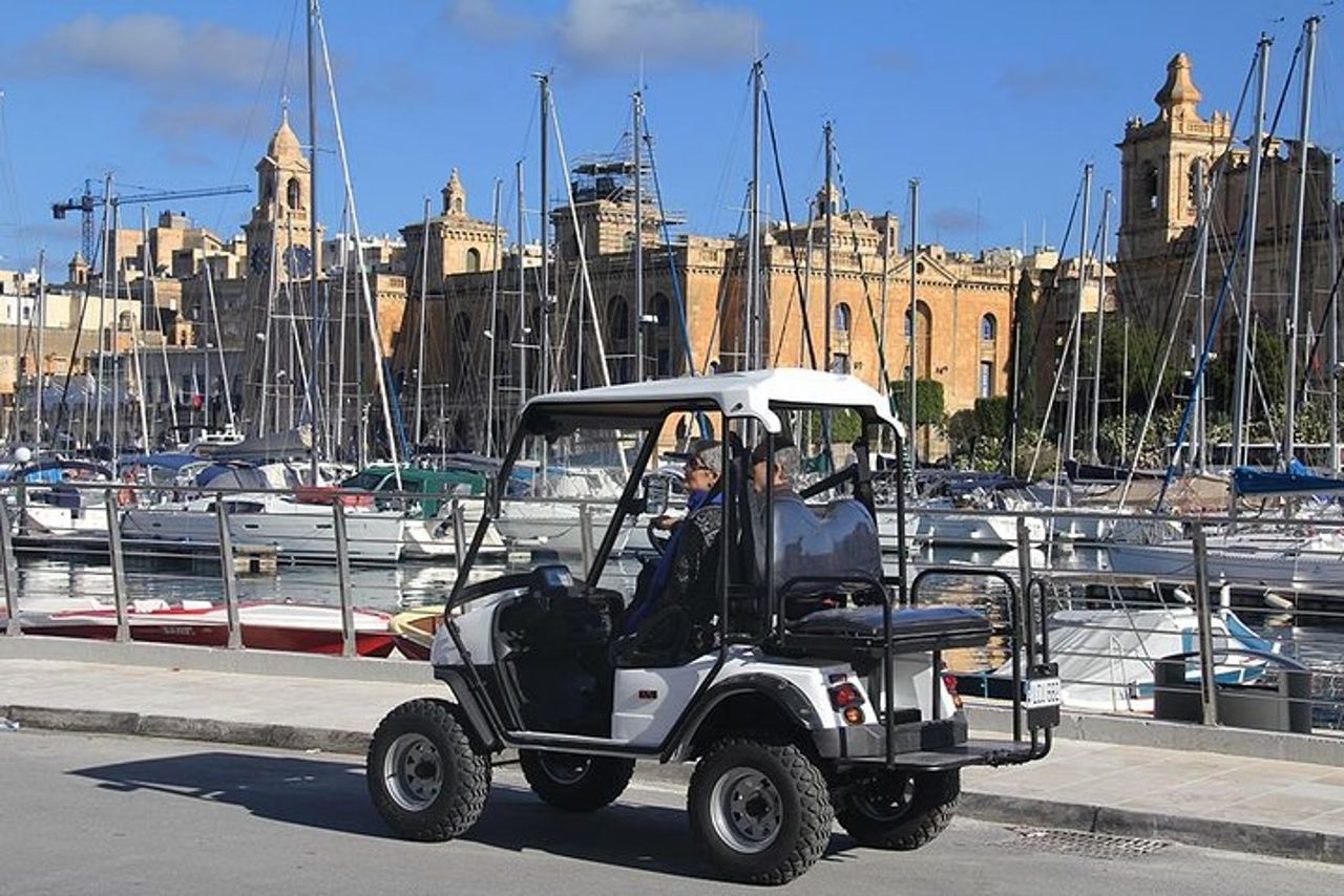 Esplora Malta in un tour autonomo in auto elettrica — 3