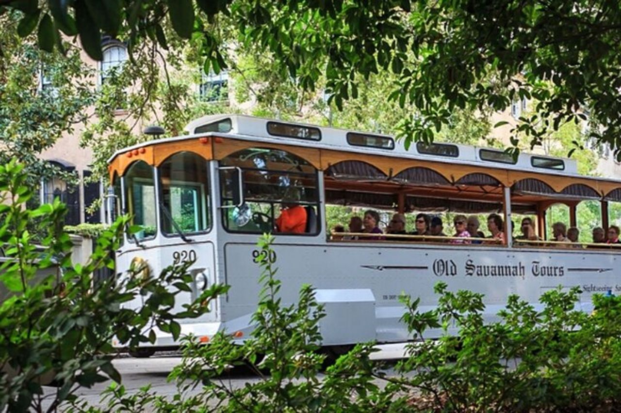 Narrated Historic Savannah Sightseeing Trolley Tour — 3