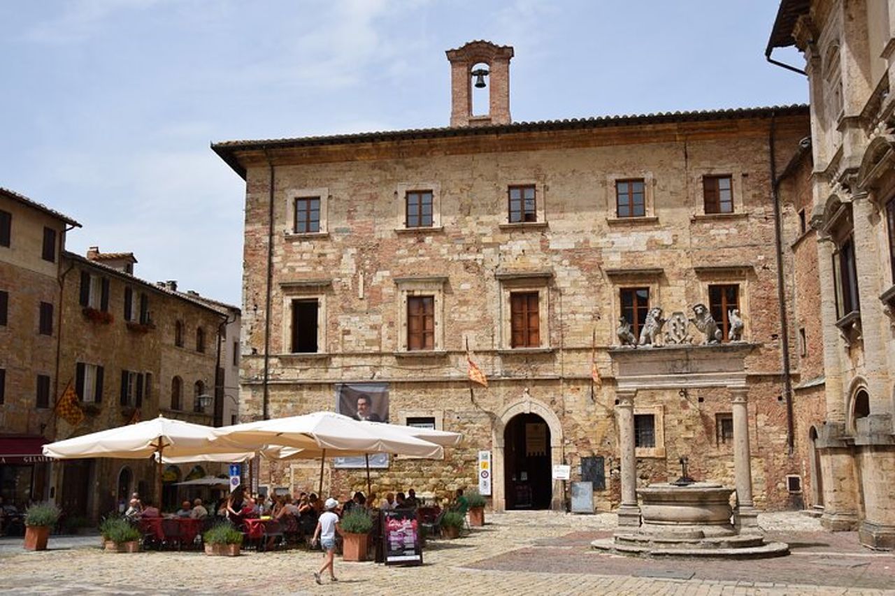 Montepulciano: Visita guidata in cantina e degustazione di vini toscan — 4