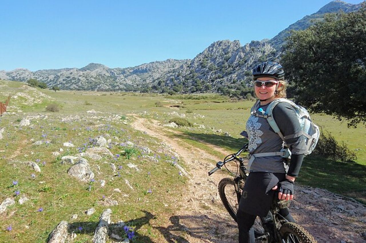 MTB (senza guida) Parco naturale di Grazalema - 45 km Medio — 2